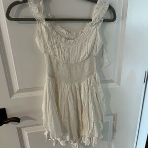 URBAN OUTFITTERS women’s white ruffle romper